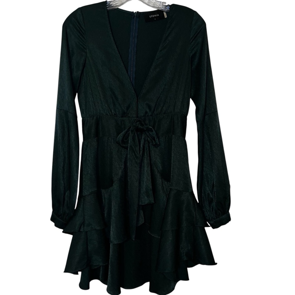 Storia Emerald Green Deep V-Neck Ruffle Long Sleeve Mini Dress Sz S - Picture 1 of 14